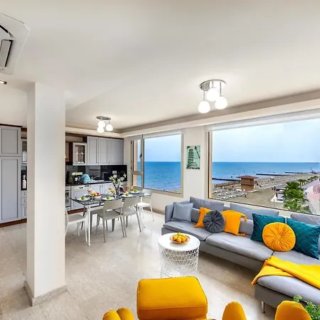 Daire Mackenzie Beachfront Eftyhia Larnaca