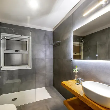 Apartament Mackenzie Beachfront Eftyhia *