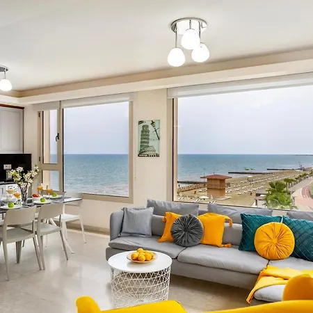 Mackenzie Beachfront Eftyhia Lárnaca